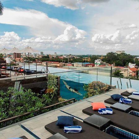 Aquarius Hotel And Urban Resort Phnom Penh Zewnętrze zdjęcie